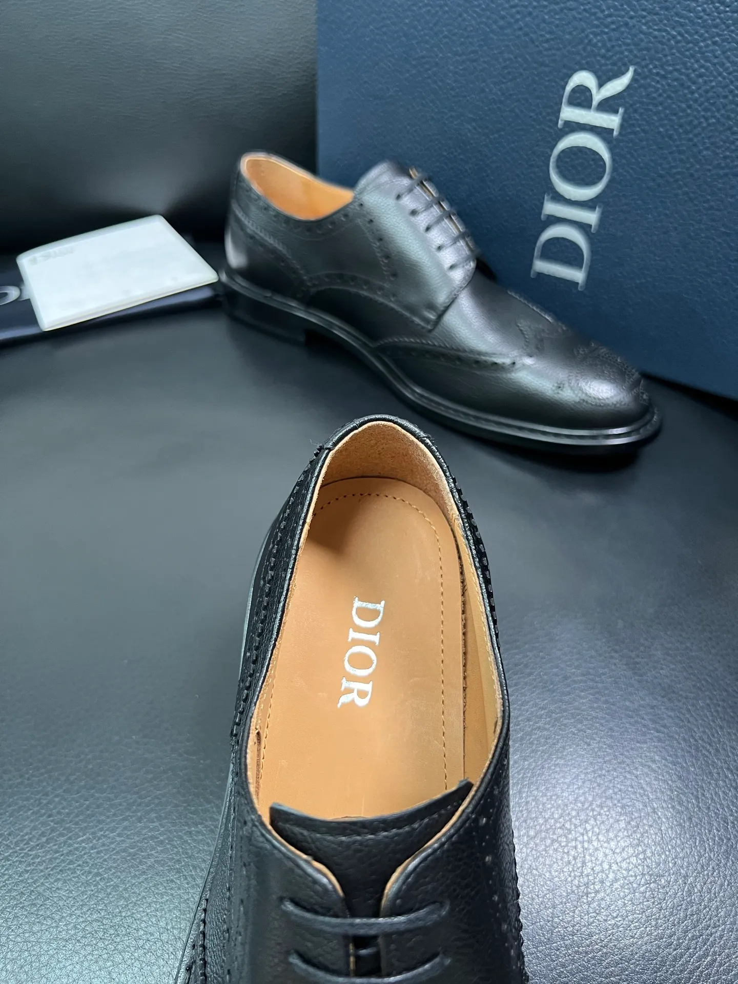 Men's shoes 💰940 Dior top purchasing agent, synchronized with Dior counters, original factory configuration, imported Italian cowhide, fully imported water-dyed cowhide lining, sole: original factory special supply, original sole super comfortable, original factory follow-up order 🔍🔍High quality, welcome to compare, code number 39-44 (can be ordered 38 45 46) 85868